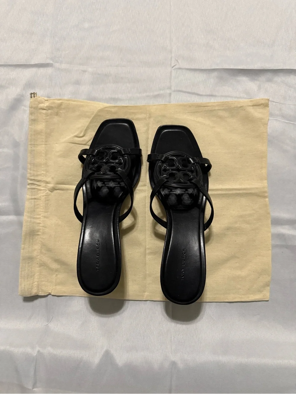 Tory Burch Geo Bombe Kitten Heel Logo Slide Sandals